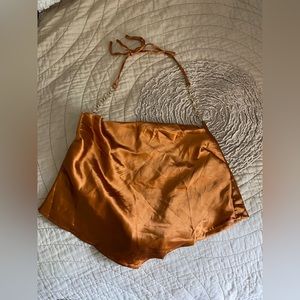 Cute orange top size medium